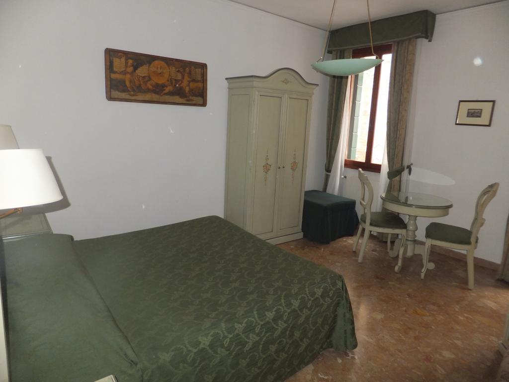 Ca Del Pozzo Hotell Venezia Rom bilde
