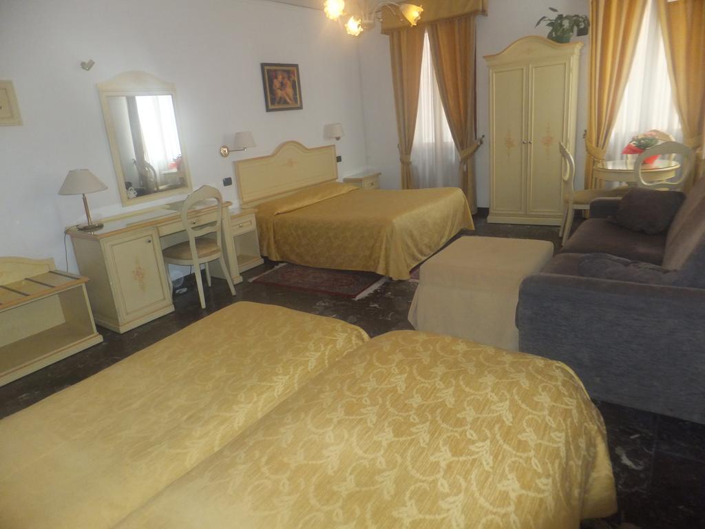 Ca Del Pozzo Hotell Venezia Eksteriør bilde