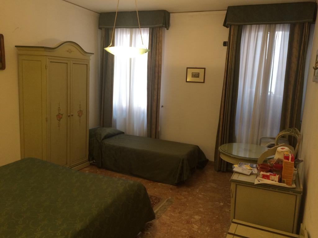 Ca Del Pozzo Hotell Venezia Eksteriør bilde